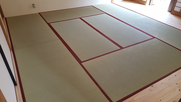 畳の表替えと襖の張り替えのサムネイル